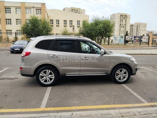 Hyundai Santa Fe 2009, 285,000 km - 2.0 л - Bakı