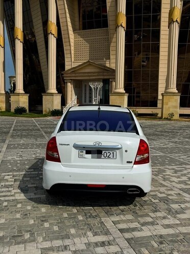 Hyundai Verna 2009, 255,000 km - 1.4 л - Bakı