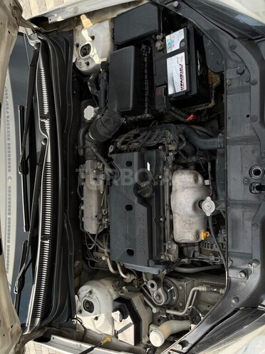 Hyundai Verna 2009, 255,000 km - 1.4 л - Bakı