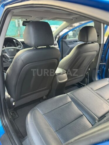 Hyundai Elantra 2017, 146,283 km - 2.0 л - Bakı