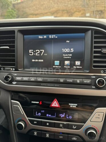 Hyundai Elantra 2017, 146,283 km - 2.0 л - Bakı