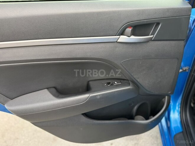 Hyundai Elantra 2017, 146,283 km - 2.0 л - Bakı
