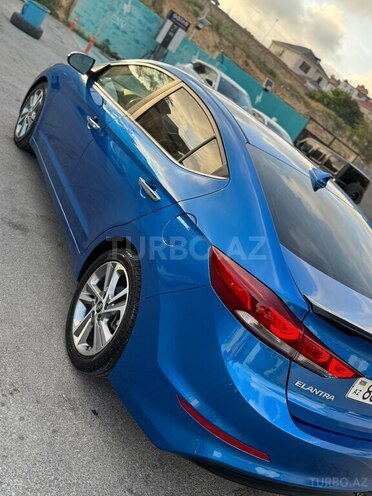 Hyundai Elantra 2017, 146,283 km - 2.0 л - Bakı