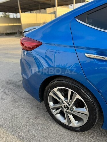 Hyundai Elantra 2017, 146,283 km - 2.0 л - Bakı