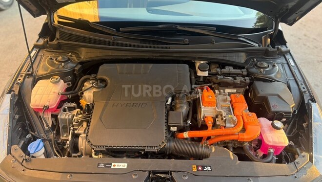 Hyundai Elantra 2023, 107,021 km - 1.6 l - Bakı
