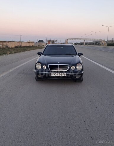Mercedes E 270 1999, 312,036 km - 2.7 l - Bakı