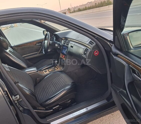 Mercedes E 270 1999, 312,036 km - 2.7 l - Bakı