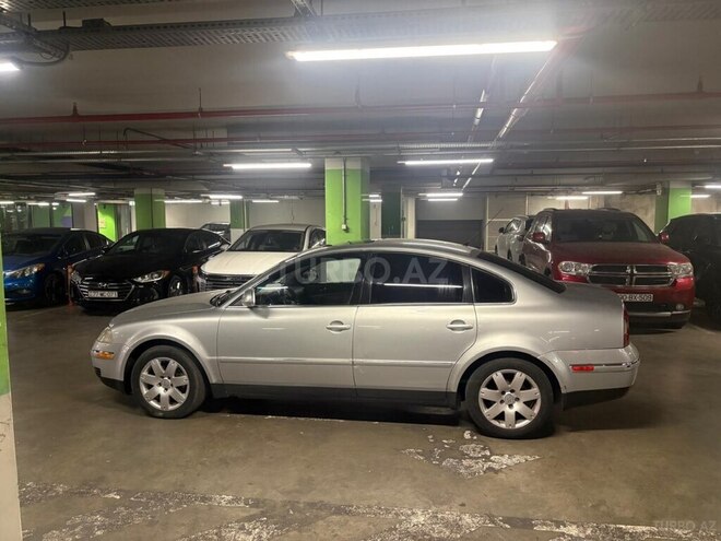Volkswagen Passat 2004, 216,464 km - 1.8 л - Bakı