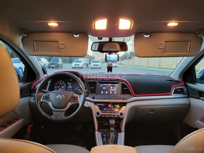 Hyundai Elantra 2016, 259,104 km - 2.0 l - Bakı
