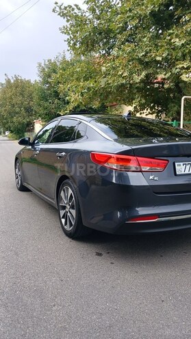 Kia K5 2016, 140,000 km - 2.0 l - Qəbələ