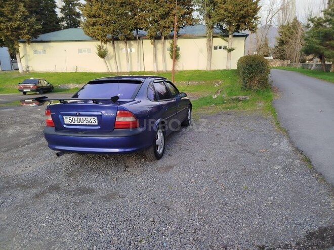 Opel Vectra 1996, 365,000 km - 1.8 л - Qax