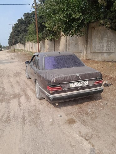 Mercedes 200 E 1992, 200,000 km - 2.0 л - Bakı