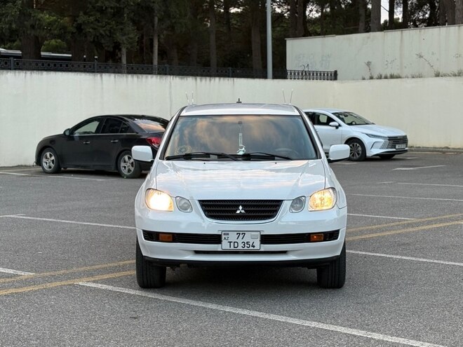 Mitsubishi Airtrek 2001, 350,000 km - 2.0 л - Sumqayıt