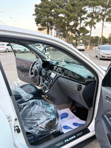 Mitsubishi Airtrek 2001, 350,000 km - 2.0 л - Sumqayıt