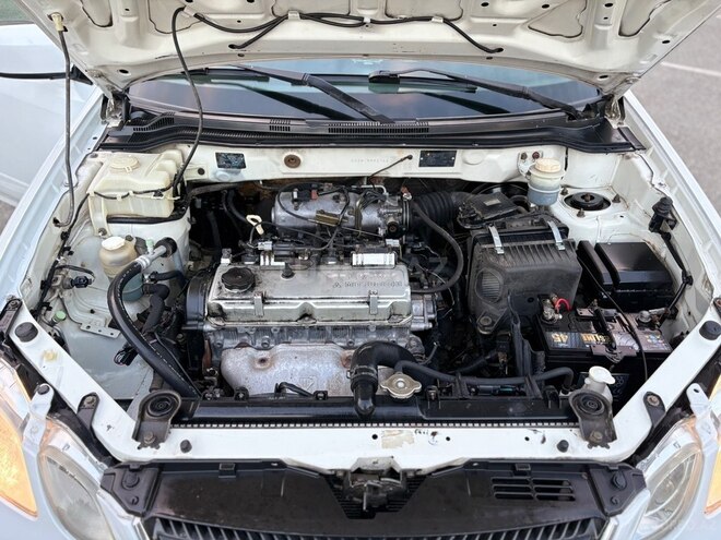 Mitsubishi Airtrek 2001, 350,000 km - 2.0 л - Sumqayıt