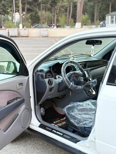 Mitsubishi Airtrek 2001, 350,000 km - 2.0 л - Sumqayıt