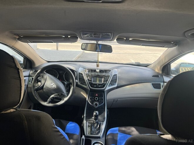 Hyundai Elantra 2014, 243,816 km - 1.8 л - Quba