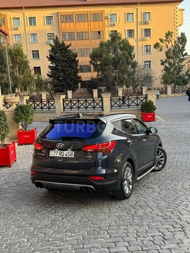 Hyundai Santa Fe 2015, 274,000 km - 2.0 l - Quba