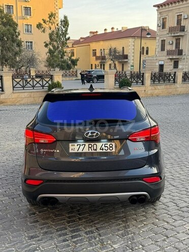 Hyundai Santa Fe 2015, 274,000 km - 2.0 l - Quba