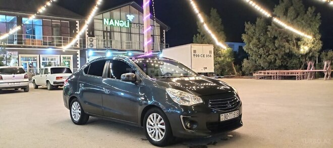 Mitsubishi Attrage 2014, 316,000 km - 1.2 л - Bakı
