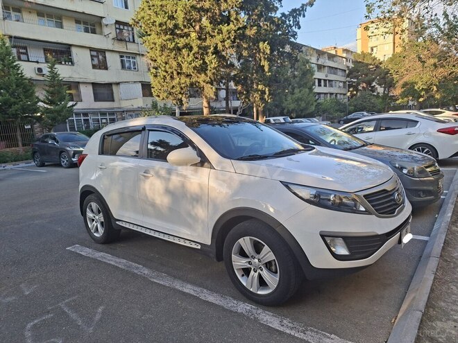Kia Sportage 2011, 197,160 km - 2.0 l - Bakı