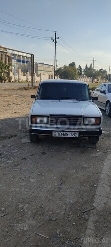 LADA (VAZ) 2107 2004, 39,000 km - 1.7 l - Salyan