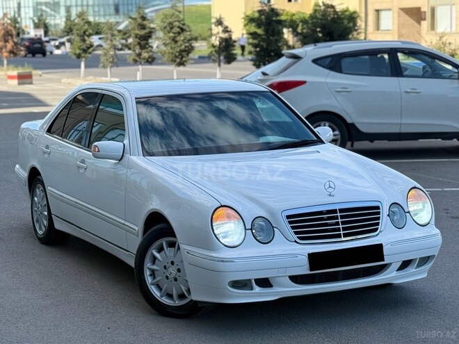 Mercedes E 240 2001, 228,535 km - 2.4 л - Bakı