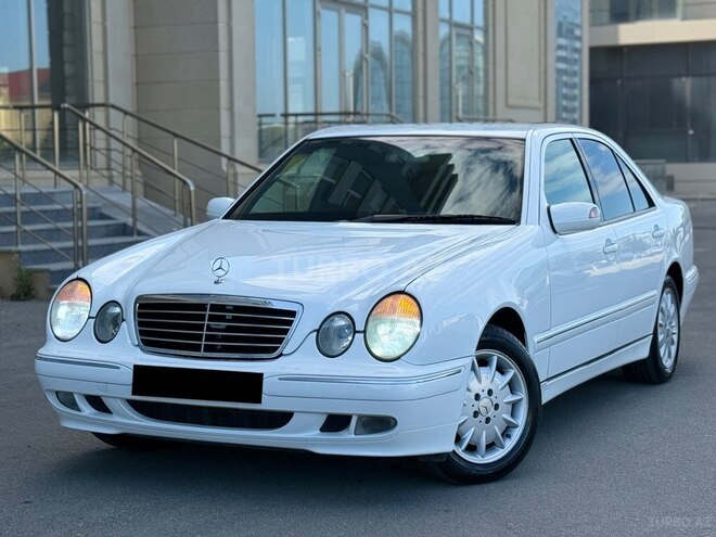 Mercedes E 240 2001, 228,535 km - 2.4 л - Bakı