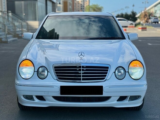 Mercedes E 240 2001, 228,535 km - 2.4 л - Bakı