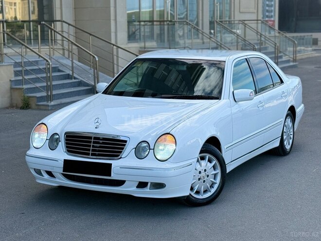 Mercedes E 240 2001, 228,535 km - 2.4 л - Bakı