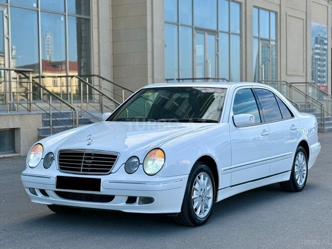 Mercedes E 240 2001, 228,535 km - 2.4 л - Bakı
