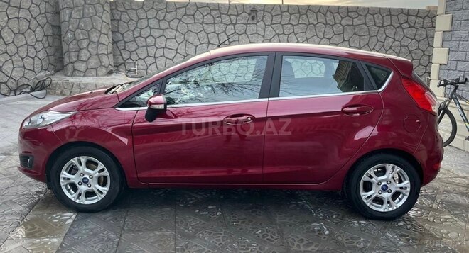 Ford Fiesta 2014, 140,000 km - 1.6 l - Bakı