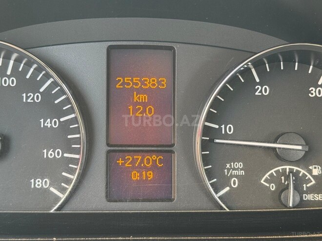 Mercedes Sprinter 516 2015, 255,380 km - 2.2 l - Bakı