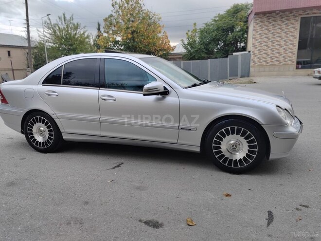 Mercedes C 200 2001, 374,000 km - 2.0 l - Şamaxı