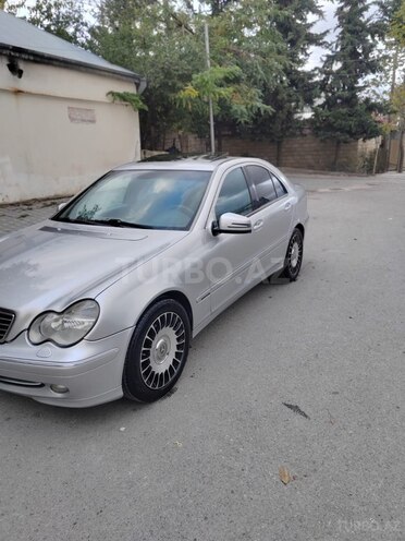Mercedes C 200 2001, 374,000 km - 2.0 l - Şamaxı