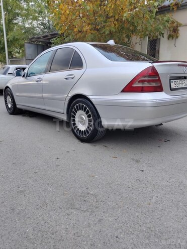 Mercedes C 200 2001, 374,000 km - 2.0 l - Şamaxı