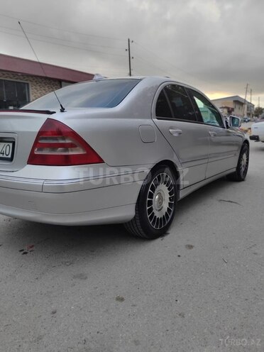 Mercedes C 200 2001, 374,000 km - 2.0 l - Şamaxı
