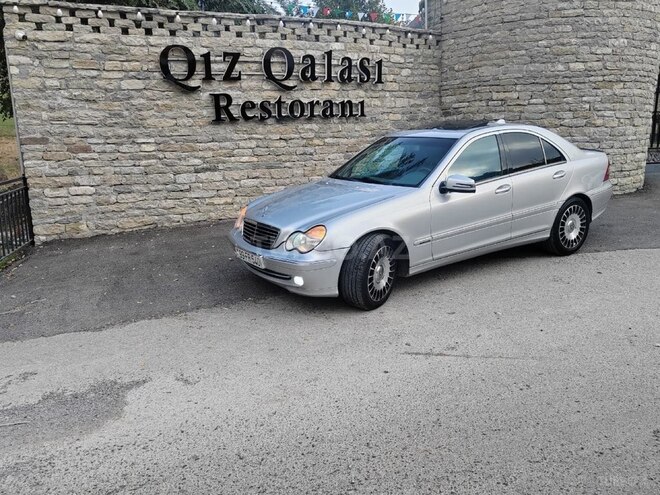 Mercedes C 200 2001, 374,000 km - 2.0 l - Şamaxı
