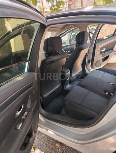 Renault Laguna 2009, 392,200 km - 1.5 l - Gəncə