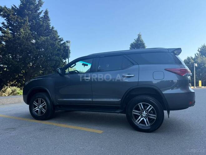 Toyota Fortuner 2018, 156,000 km - 2.8 l - Bakı