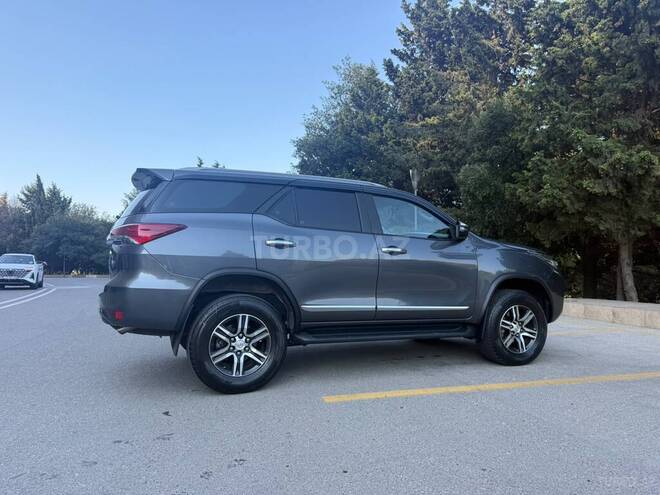 Toyota Fortuner 2018, 156,000 km - 2.8 l - Bakı