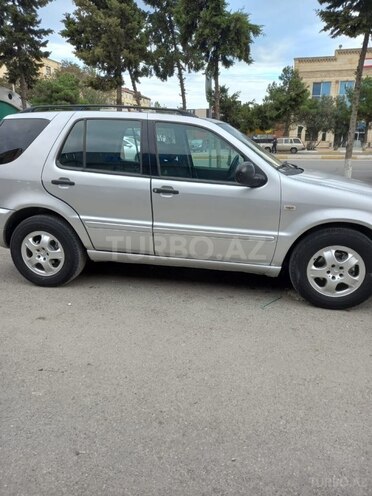 Mercedes ML 320 2001, 317,000 km - 3.2 l - Sumqayıt