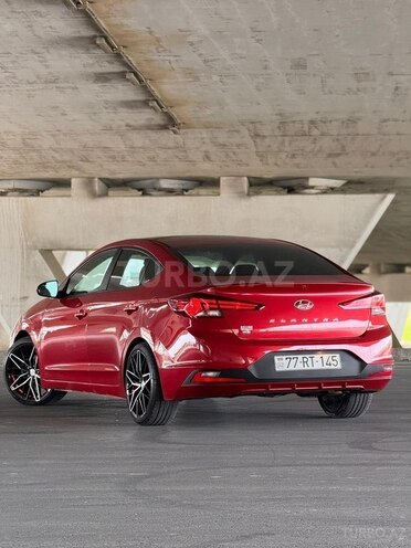 Hyundai Elantra 2019, 129,000 km - 2.0 l - Bakı