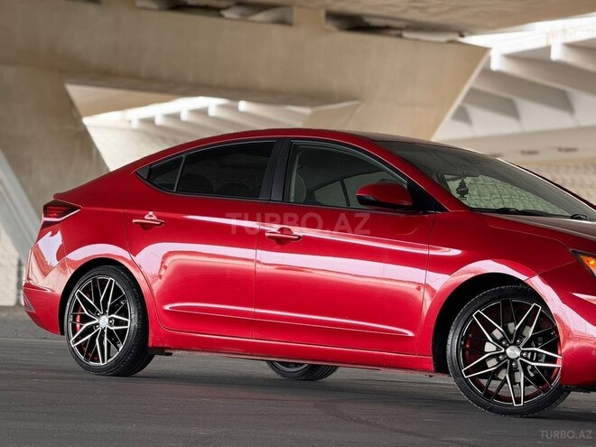 Hyundai Elantra 2019, 129,000 km - 2.0 l - Bakı