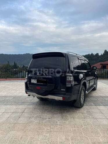 Mitsubishi Pajero 2007, 173,000 km - 3.0 l - Bakı