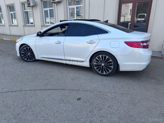 Hyundai Grandeur 2015, 247,000 km - 2.2 л - Bakı