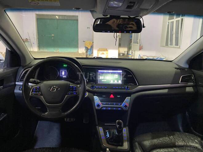 Hyundai Elantra 2016, 246,000 km - 1.6 l - Siyəzən