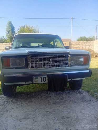 LADA (VAZ) 2107 2003, 50,000 km - 1.6 l - Ucar