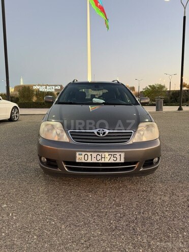 Toyota Corolla 2004, 233,000 km - 1.4 l - Bakı