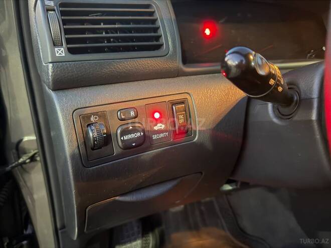 Toyota Corolla 2004, 233,000 km - 1.4 l - Bakı